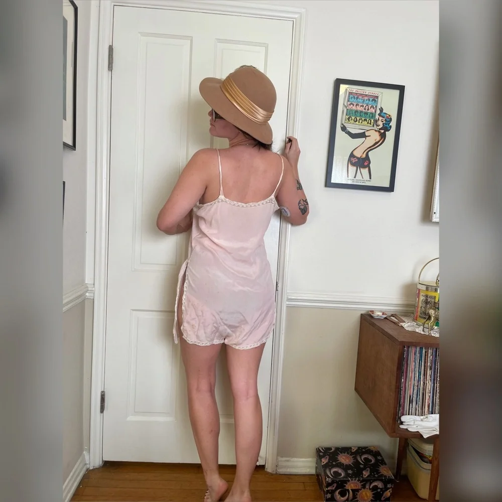 20s Vintage Flapper Pink Silk Step-In - Picture 3 of 16